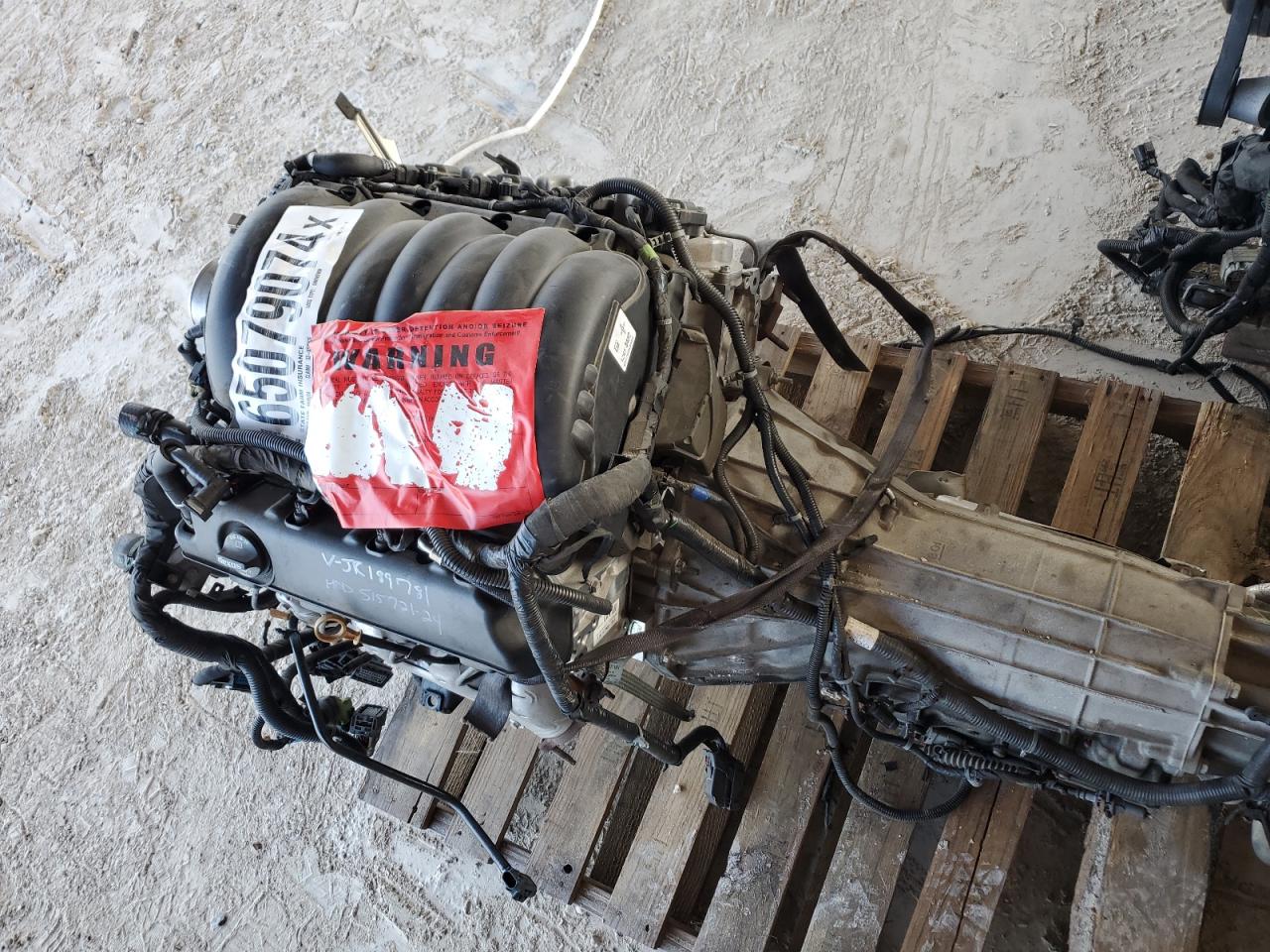 2018 Chevrolet Tahoe K1500 Premier VIN: 1GNSKCKJ0JR189781 Lot: 65079074