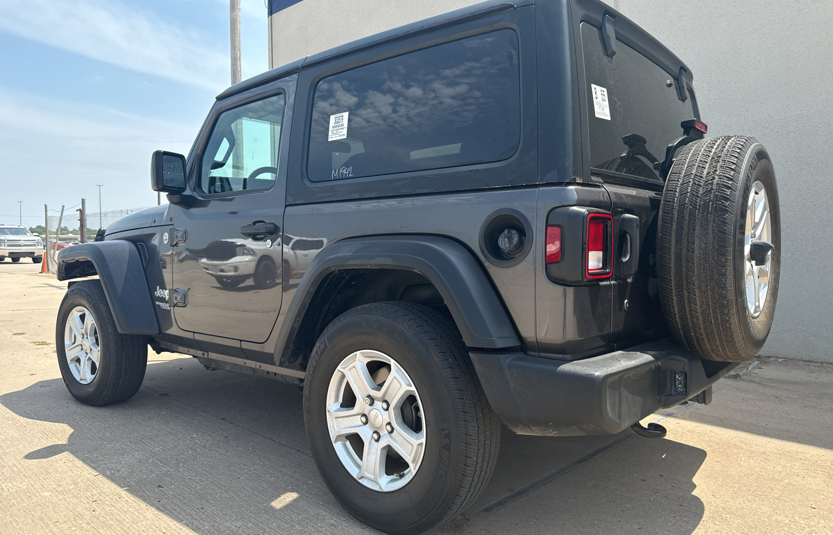 2019 Jeep Wrangler Sport vin: 1C4GJXAG0KW686377