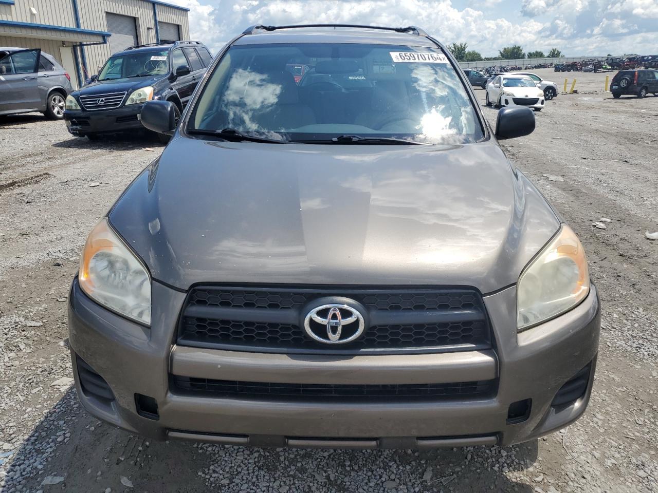 2010 Toyota RAV 4 - Image 5