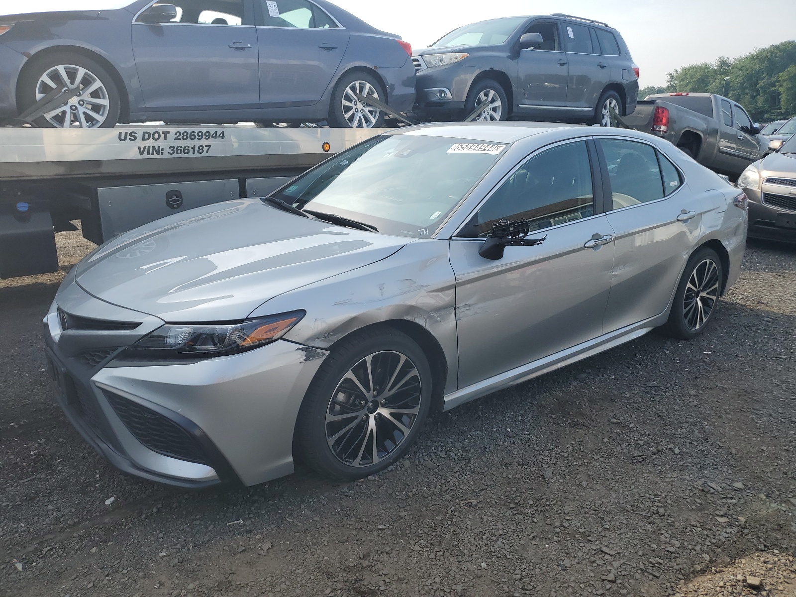 2022 Toyota Camry Se vin: 4T1G11AK5NU045948