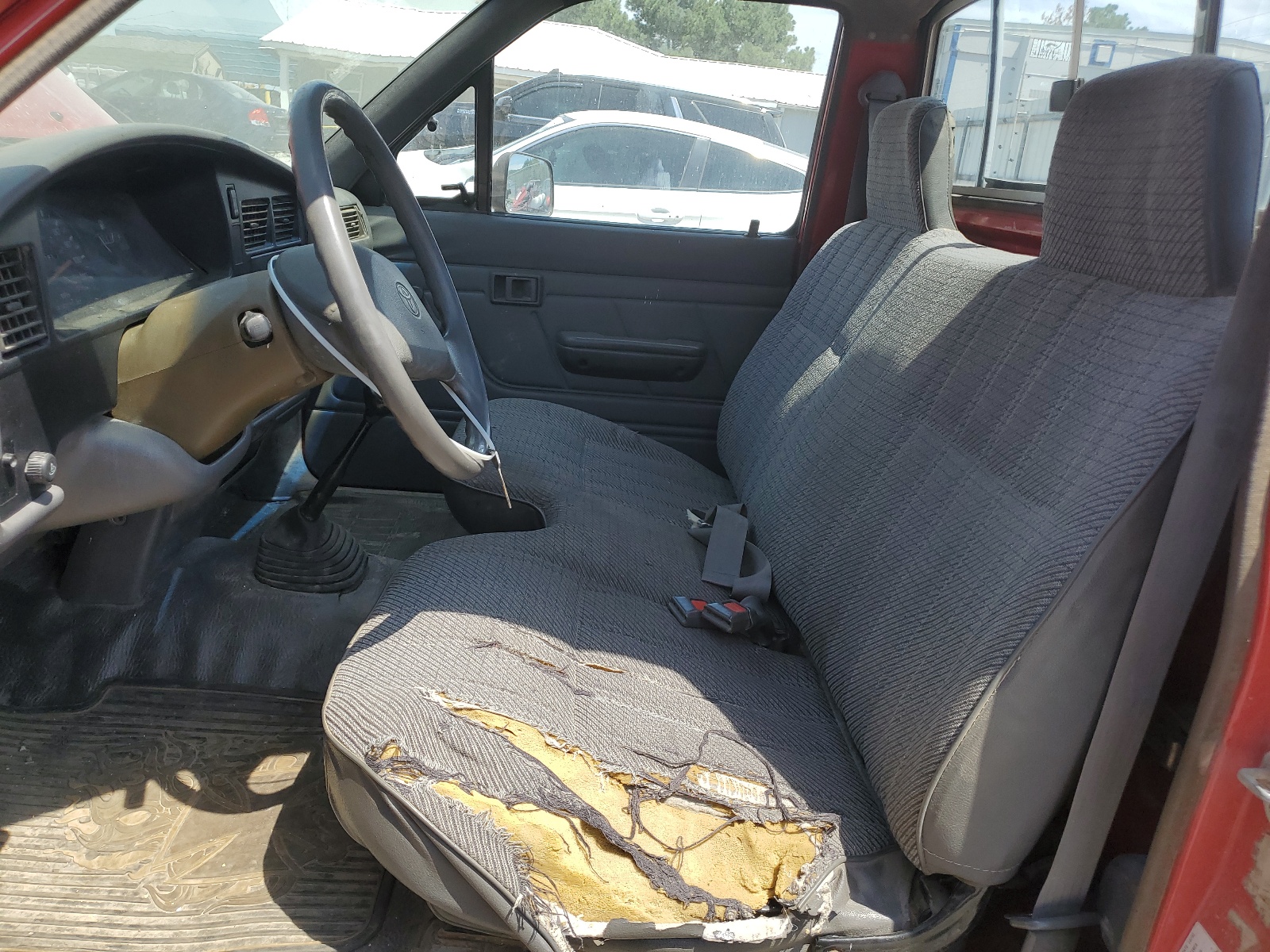 4TARN81A8NZ000972 1992 Toyota Pickup 1/2 Ton Short Wheelbase Stb