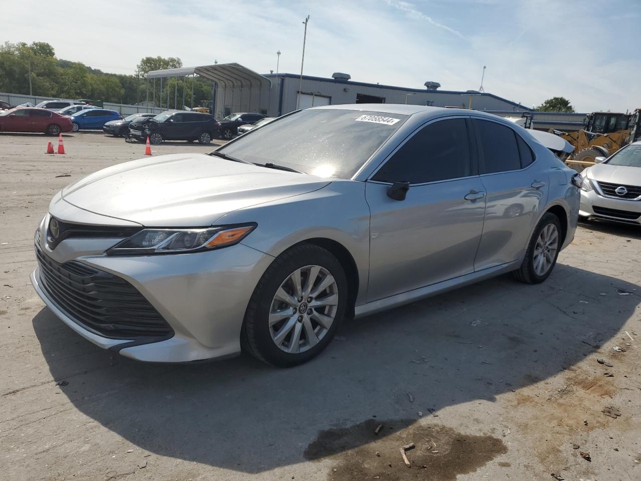 4T1B11HK0KU806879 2019 TOYOTA CAMRY - Image 1