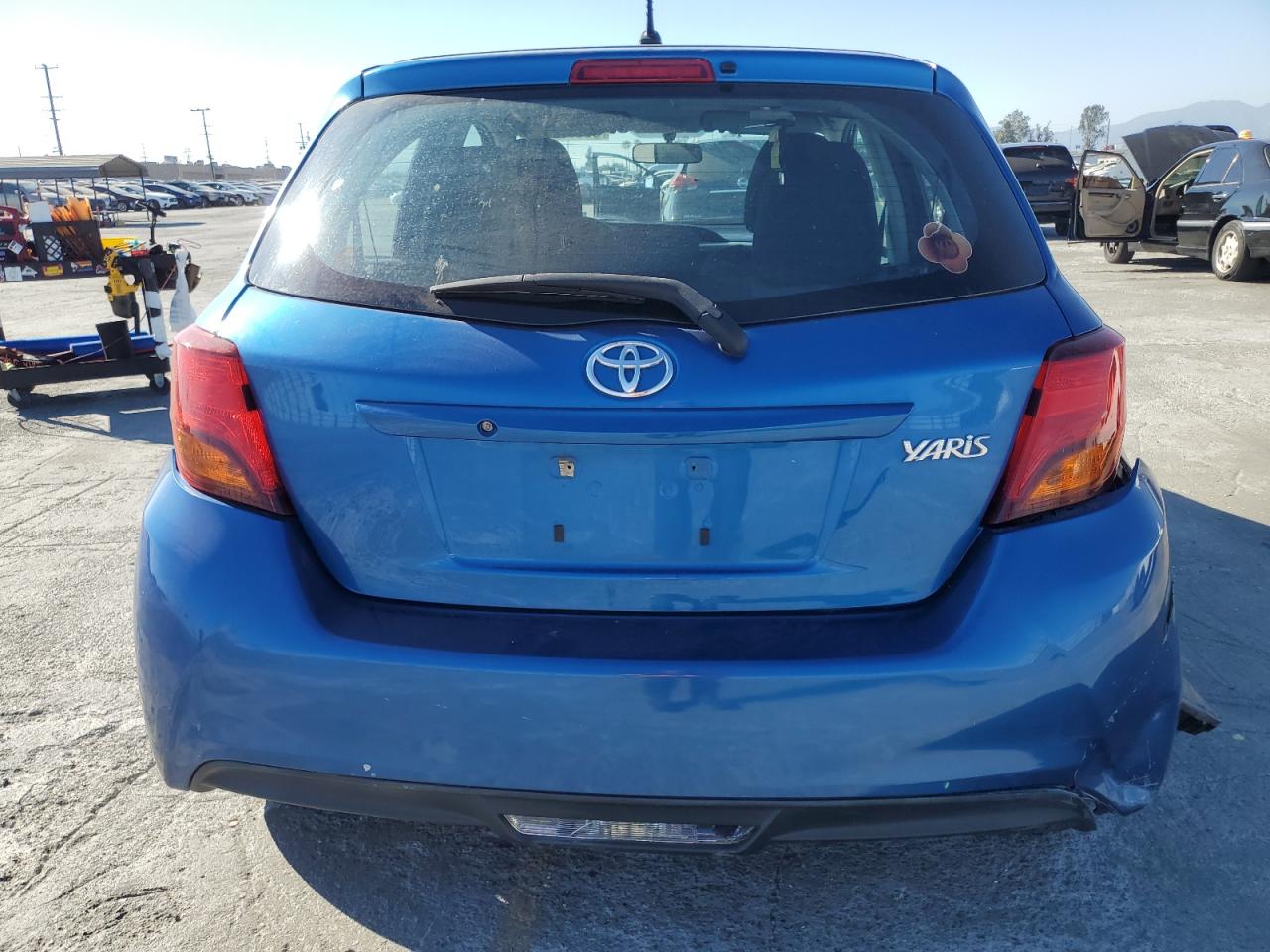 VNKKTUD32FA039081 2015 Toyota Yaris