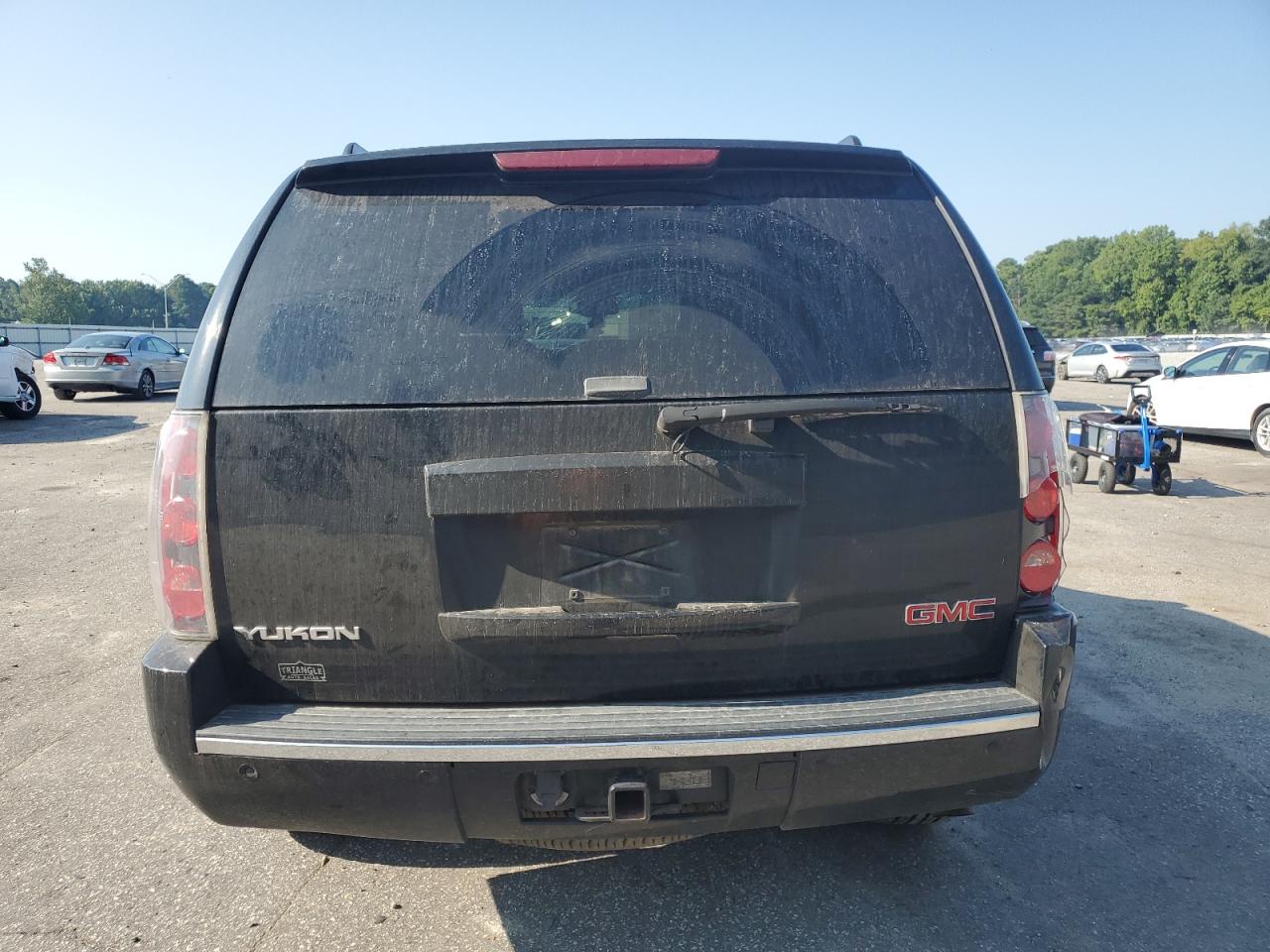 1GKFK63847J138044 2007 GMC Yukon Denali