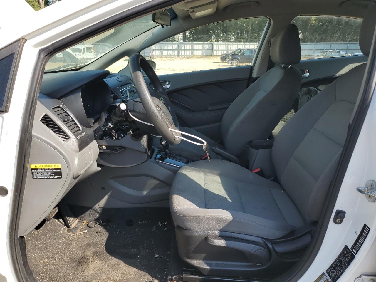 2018 Kia Forte Lx VIN: 3KPFK4A76JE234384 Lot: 69835904