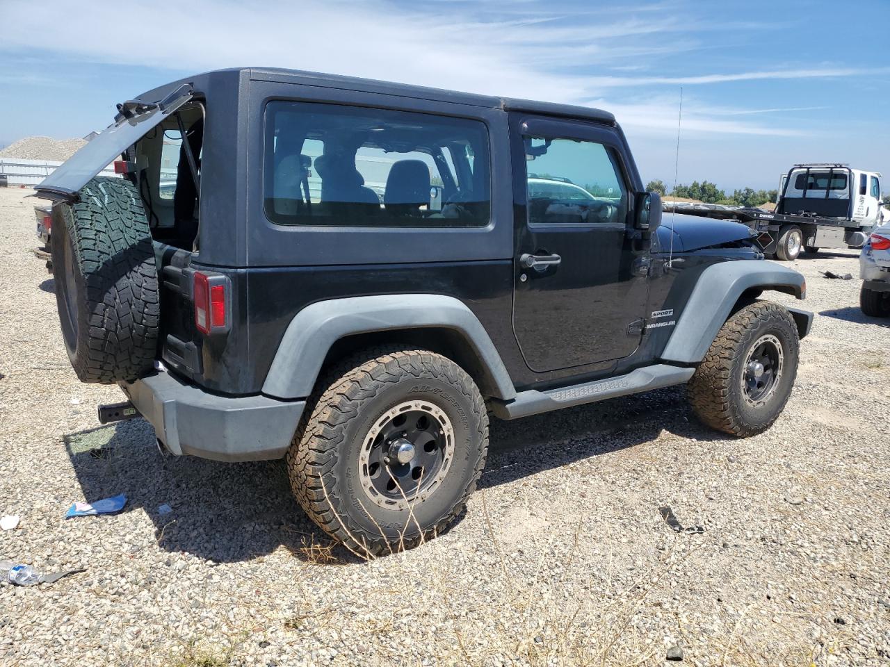 2011 Jeep Wrangler - Image 3