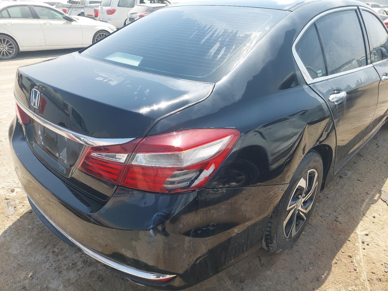 1HGCR2F38HA146668 - 2017 Honda Accord - #67633844