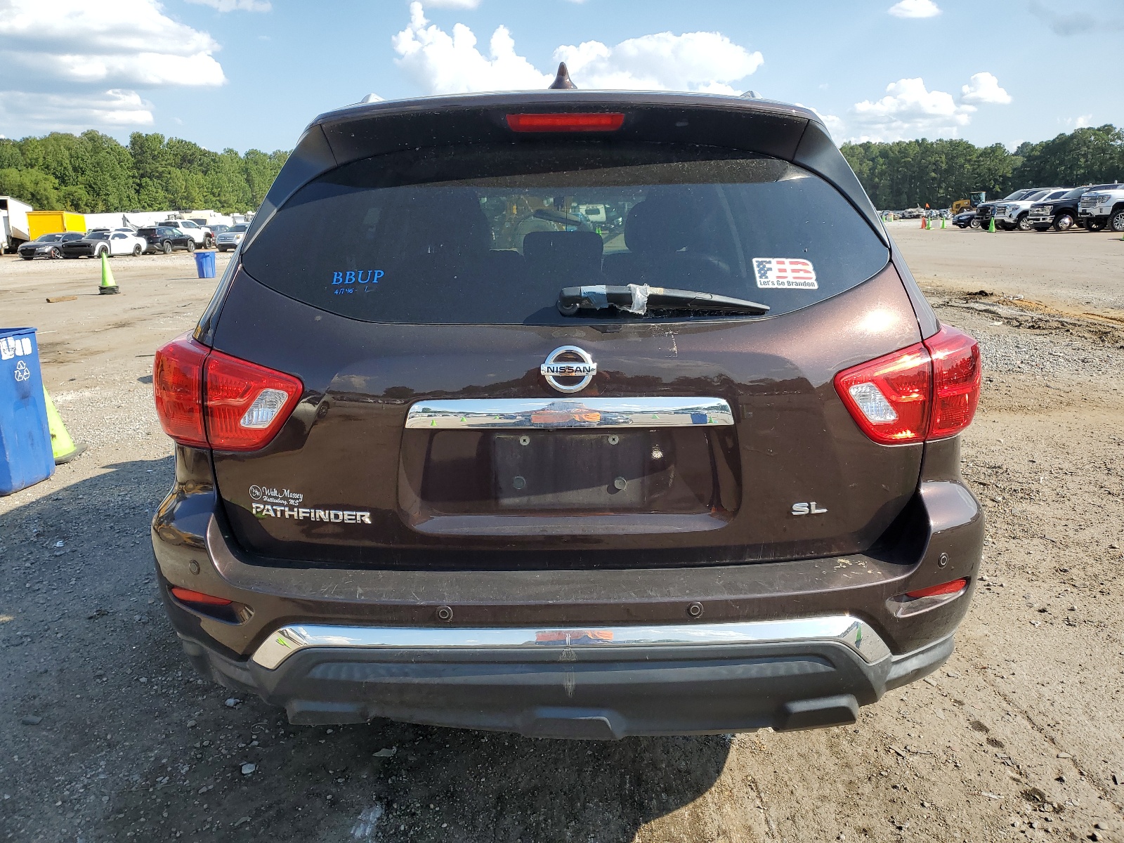 5N1DR2MN4KC633381 2019 Nissan Pathfinder S