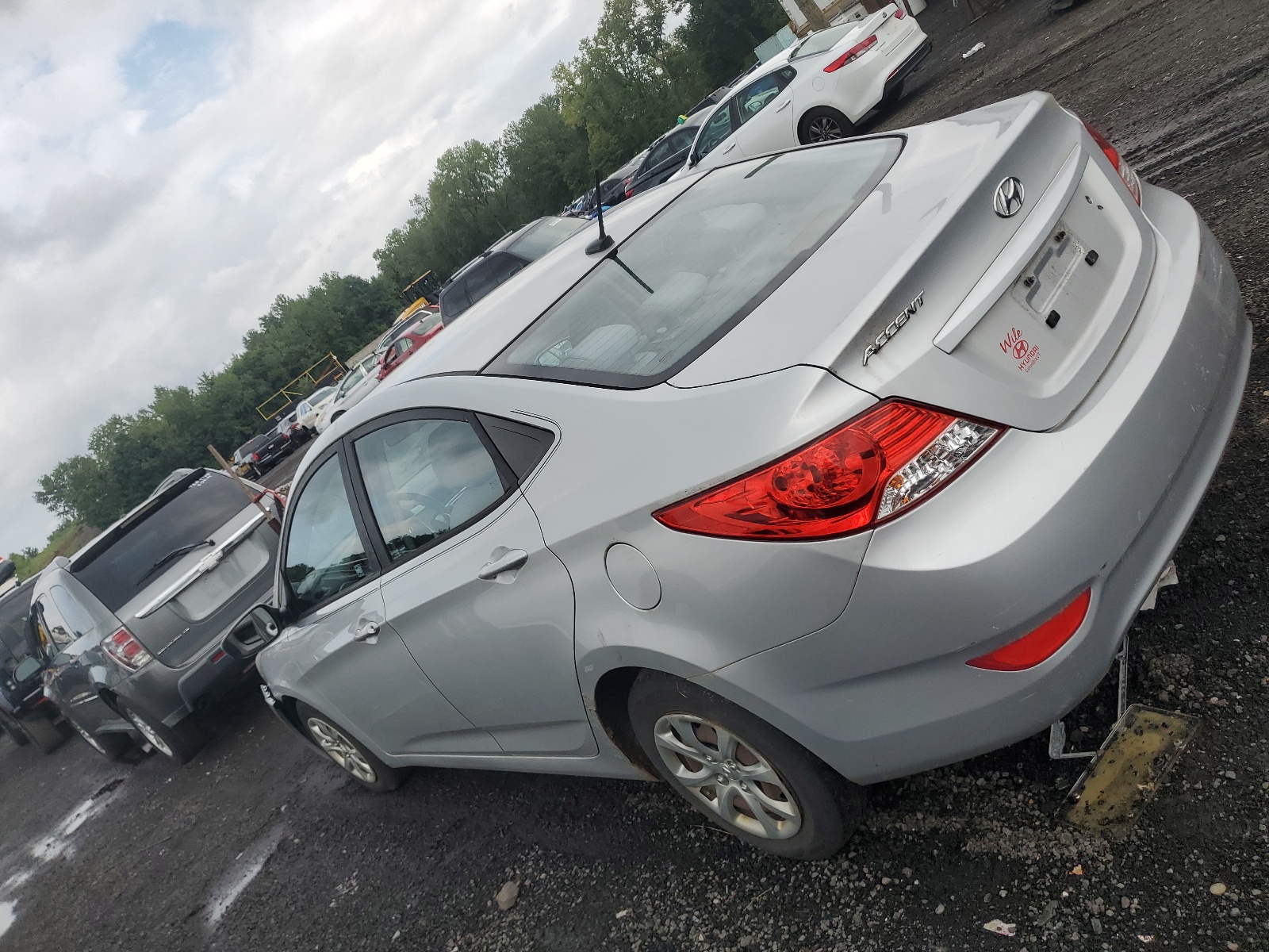 2013 Hyundai Accent Gls vin: KMHCT4AE8DU509088