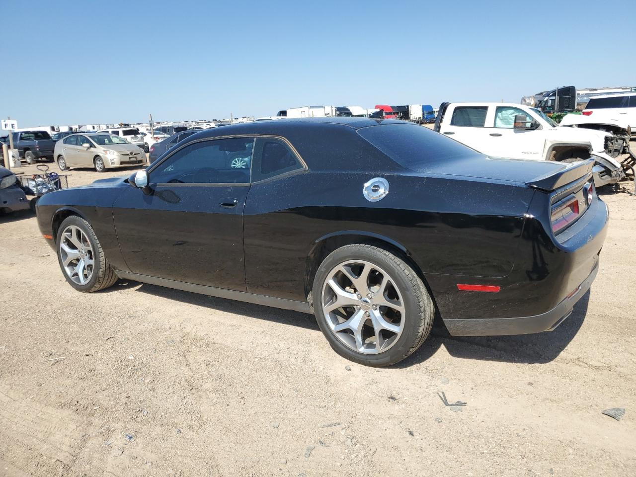 2C3CDZBG8FH885363 2015 DODGE CHALLENGER - Image 2