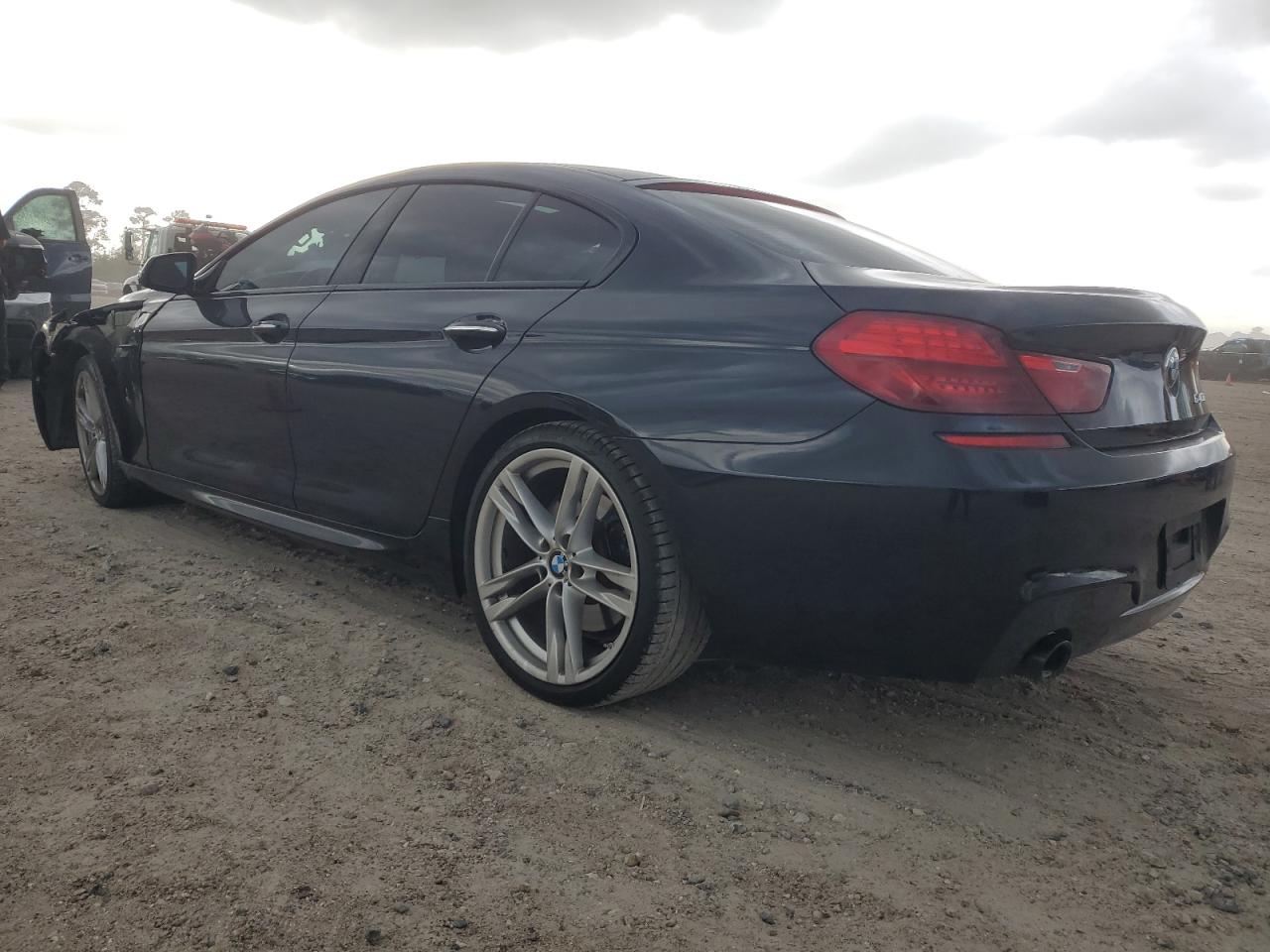 WBA6D0C58HG639572 2017 BMW 6 SERIES - Image 2