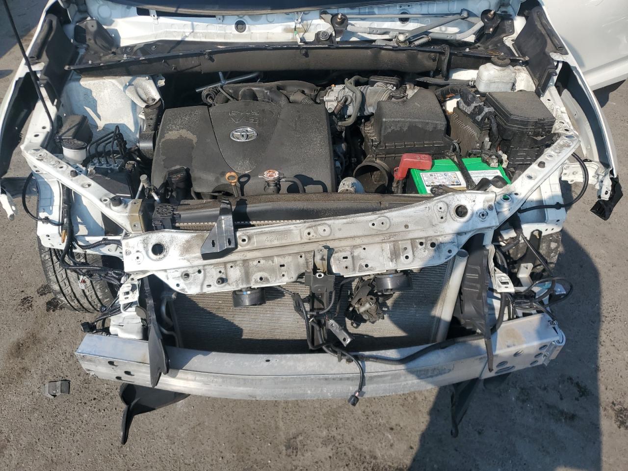 2019 Toyota Highlander Se VIN: 5TDJZRFH3KS746101 Lot: 64141604