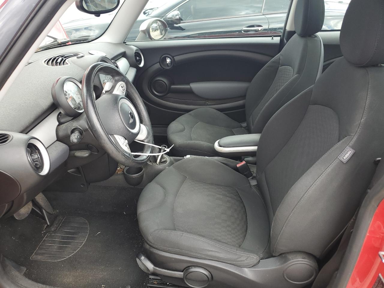 2007 Mini Cooper VIN: WMWMF33517TT58643 Lot: 68236924