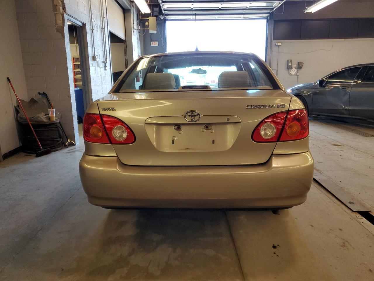 2004 Toyota Corolla Ce VIN: 1NXBR32E54Z315217 Lot: 68584234