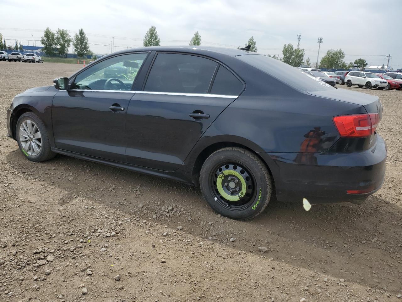 2015 Volkswagen Jetta - Image 2