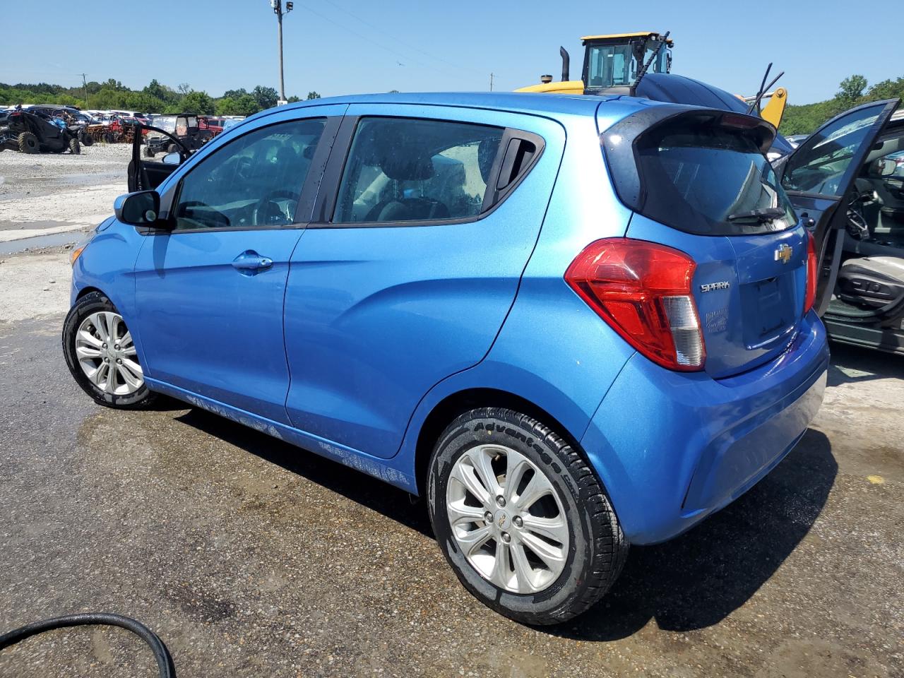 VIN KL8CD6SA5HC839865 2017 CHEVROLET SPARK no.2