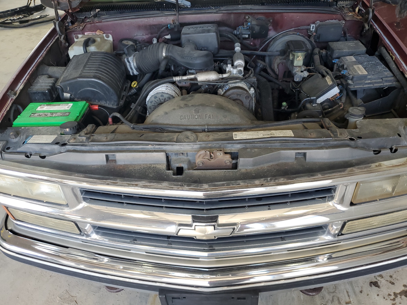 1GNEK13R7WJ327960 1998 Chevrolet Tahoe K1500
