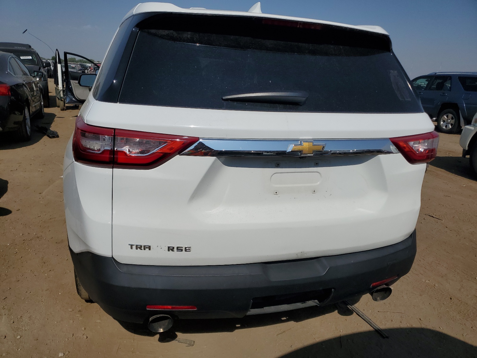 1GNERFKW3KJ156361 2019 Chevrolet Traverse Ls