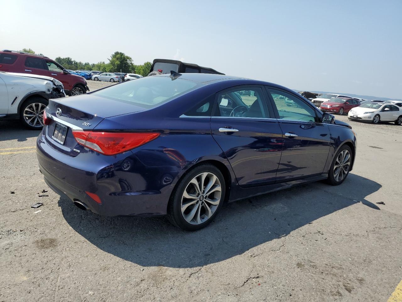 2014 Hyundai Sonata - Image 3