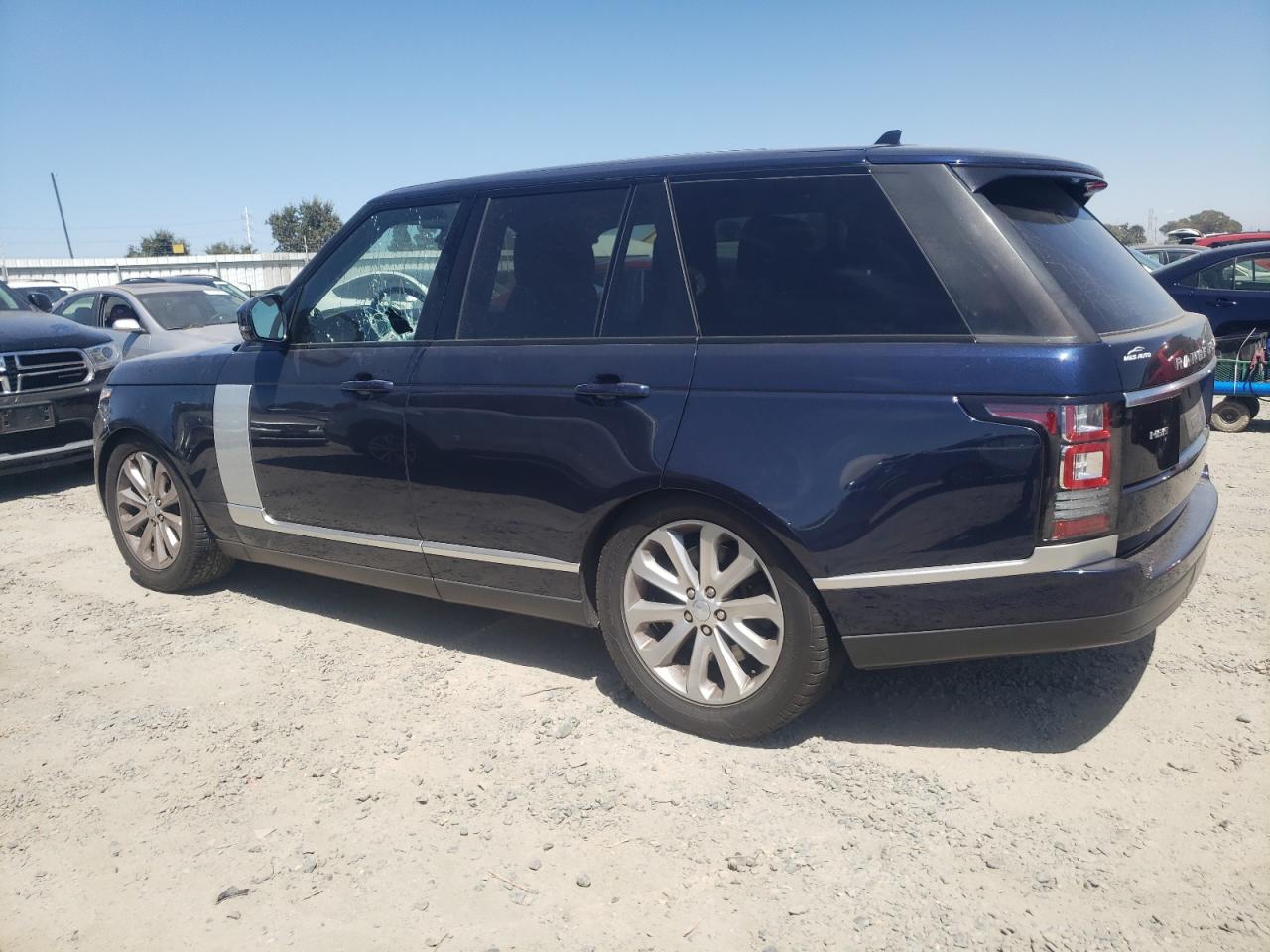 2016 Land Rover Range Rover - Image 2