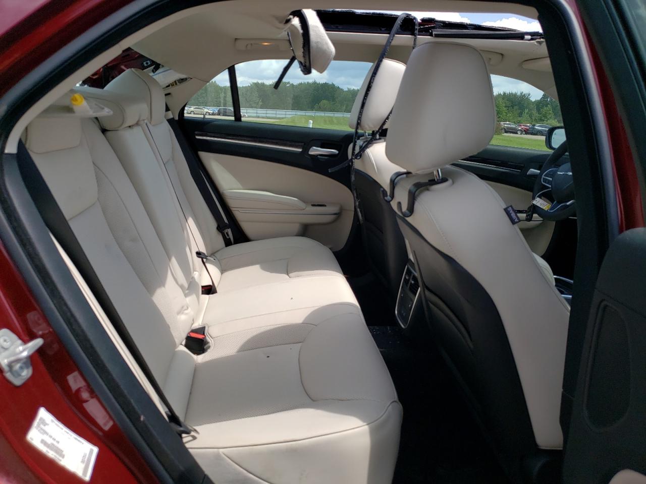 2023 Chrysler 300 Touring L VIN: 2C3CCASGXPH677748 Lot: 66750984