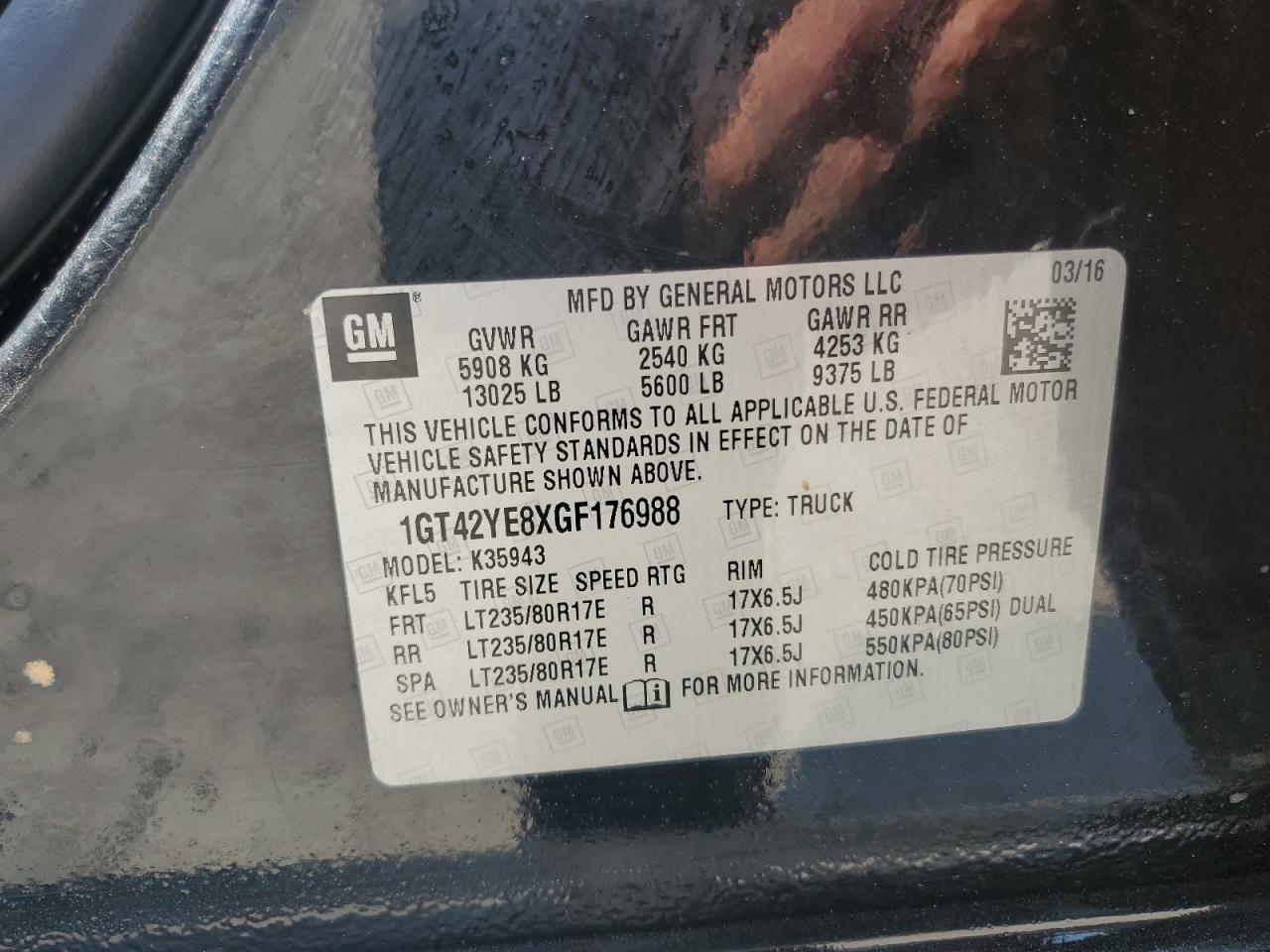 2016 GMC Sierra - Image 13
