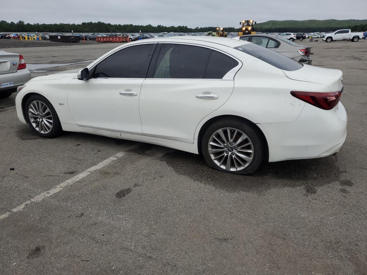 2018 Infiniti Q50 Luxe VIN: JN1EV7AR1JM440559 Lot: 66112734