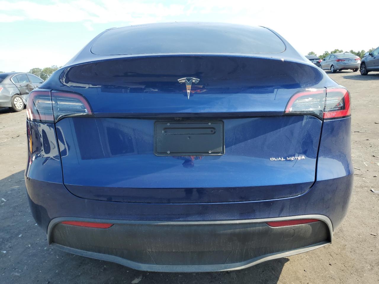 7SAYGDEE5PF910400 Tesla Model Y  6