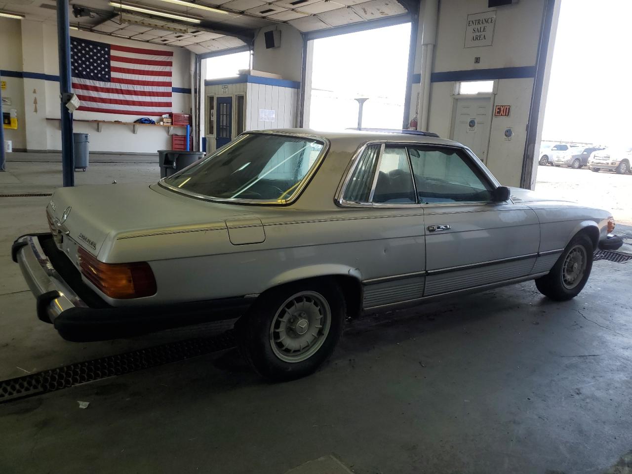 1975 Mercedes-Benz 450 Slc VIN: 10702412009347 Lot: 65760904
