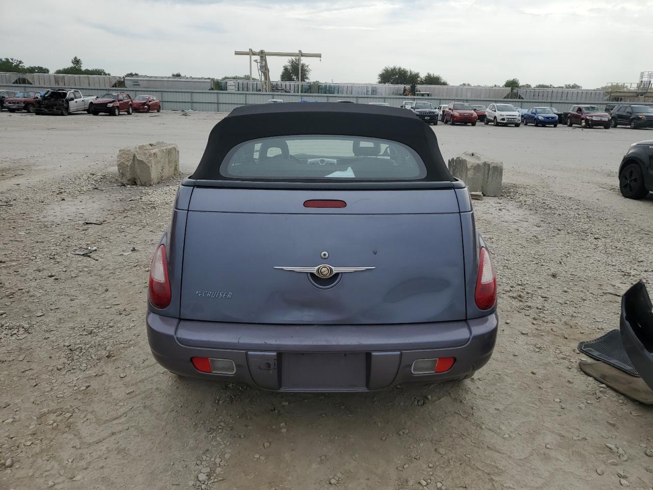 2007 Chrysler Pt Cruiser VIN: 3C3JY45X07T585609 Lot: 68451204