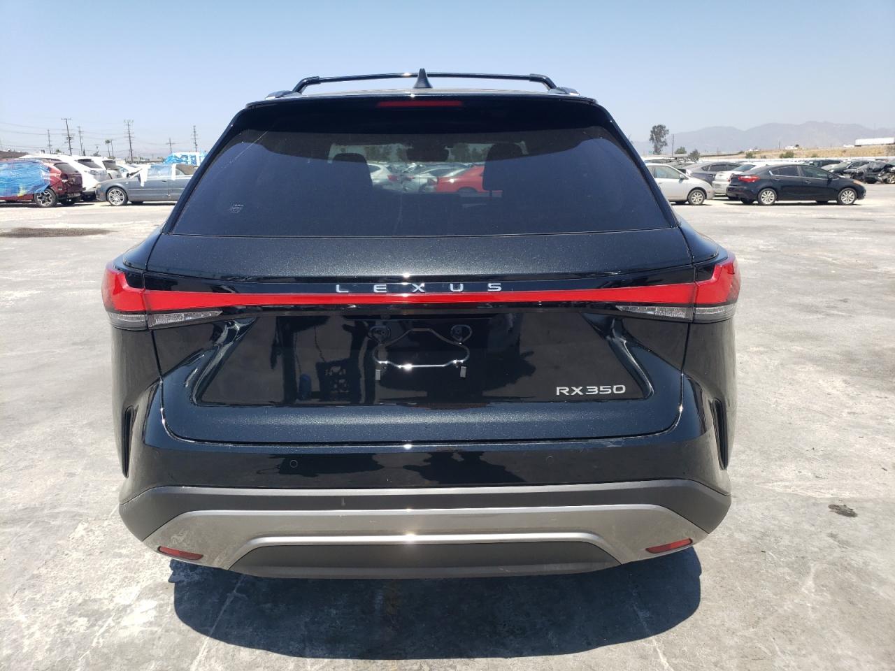 2024 Lexus Rx 350 Premium VIN: JTJCHMAA8R2015851 Lot: 69438504