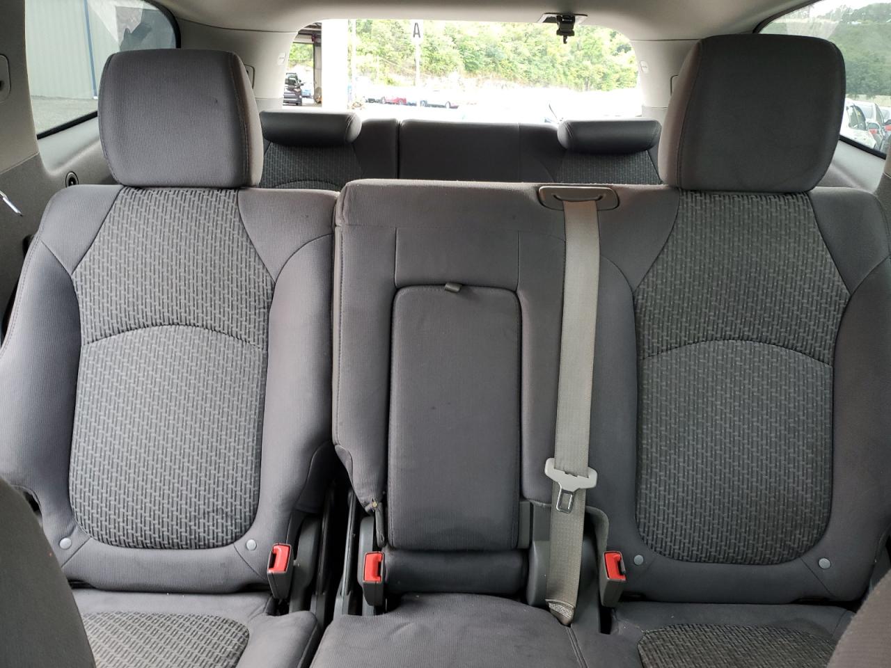 2011 Chevrolet Traverse Ls VIN: 1GNKREED8BJ102318 Lot: 80474765