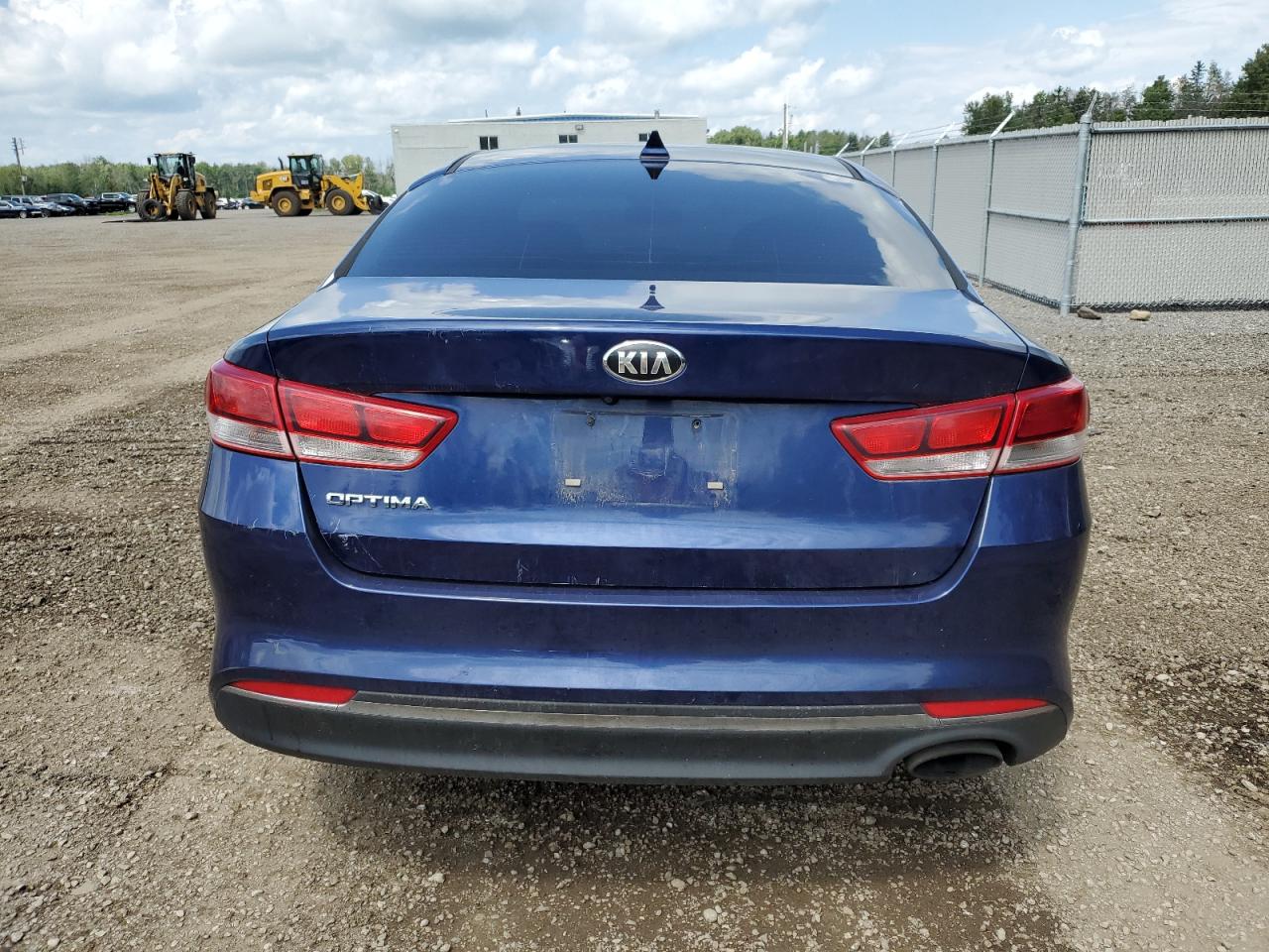 2017 Kia Optima Lx VIN: 5XXGT4L30HG142250 Lot: 64109794