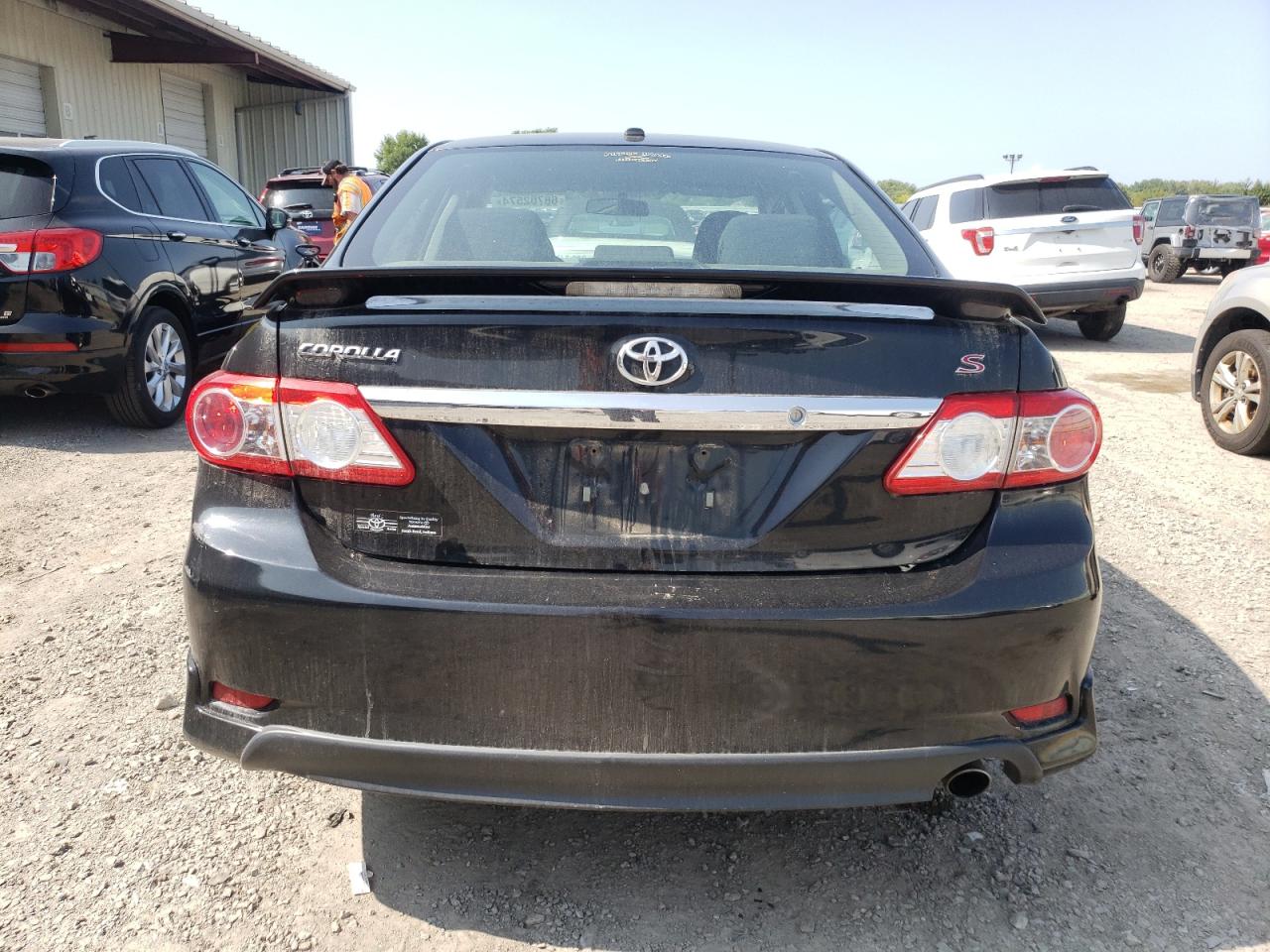 2011 Toyota Corolla Base VIN: 2T1BU4EE0BC594199 Lot: 68702574