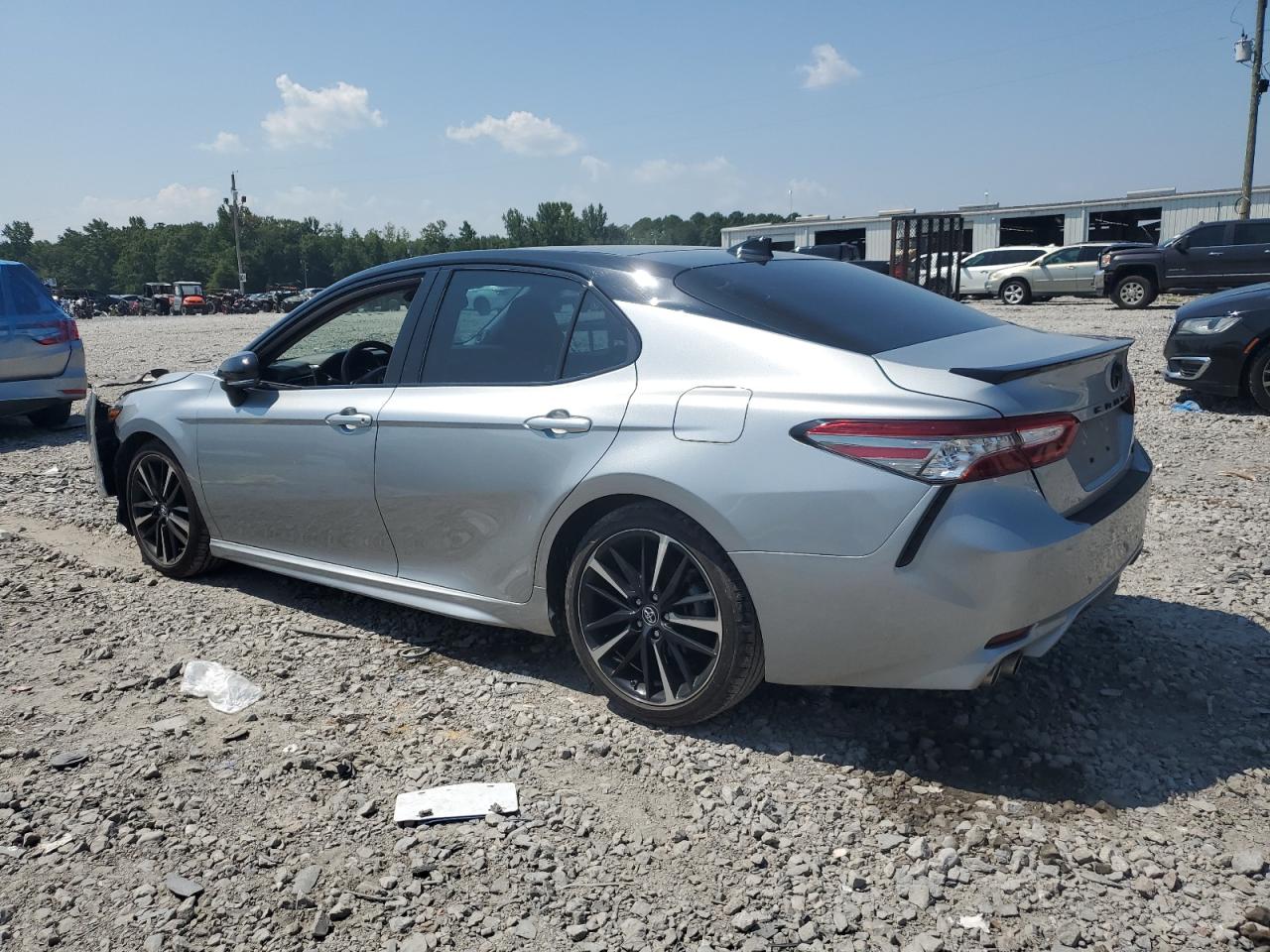 4T1B61HK6KU296622 2019 TOYOTA CAMRY - Image 2