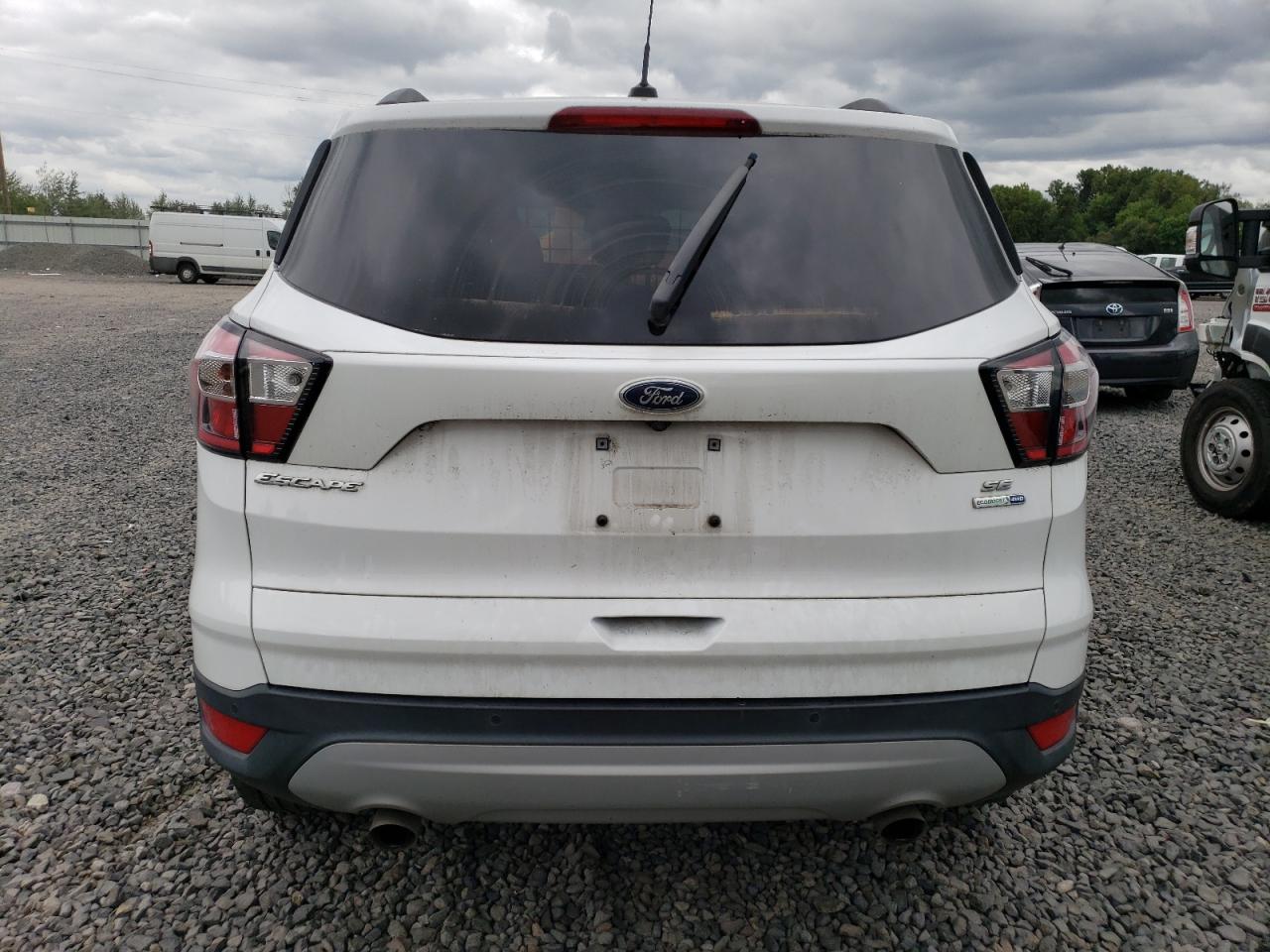 2017 Ford Escape Se VIN: 1FMCU9G93HUE38151 Lot: 68739784