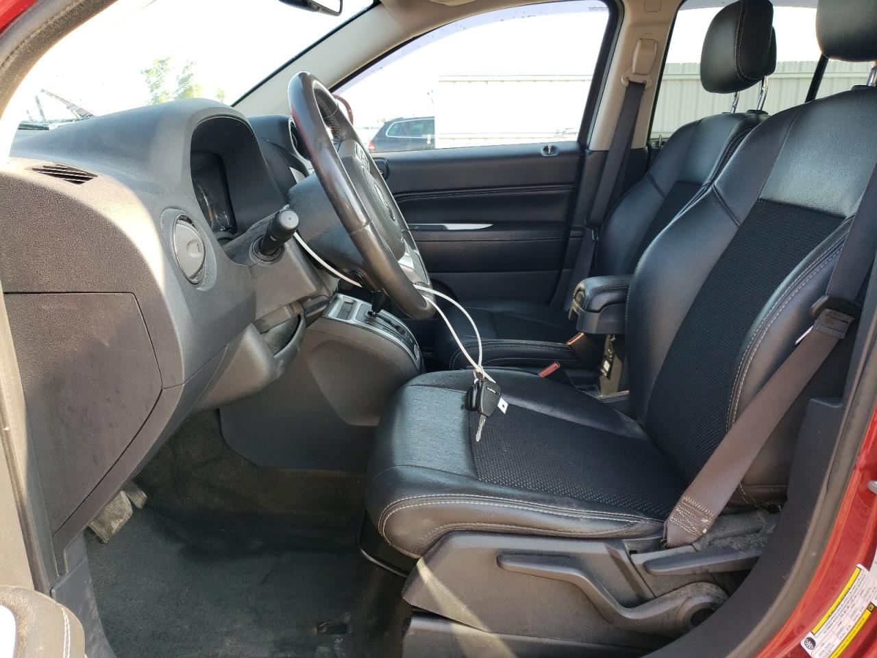 2017 Jeep Compass Latitude VIN: 1C4NJDEB6HD106820 Lot: 65737654