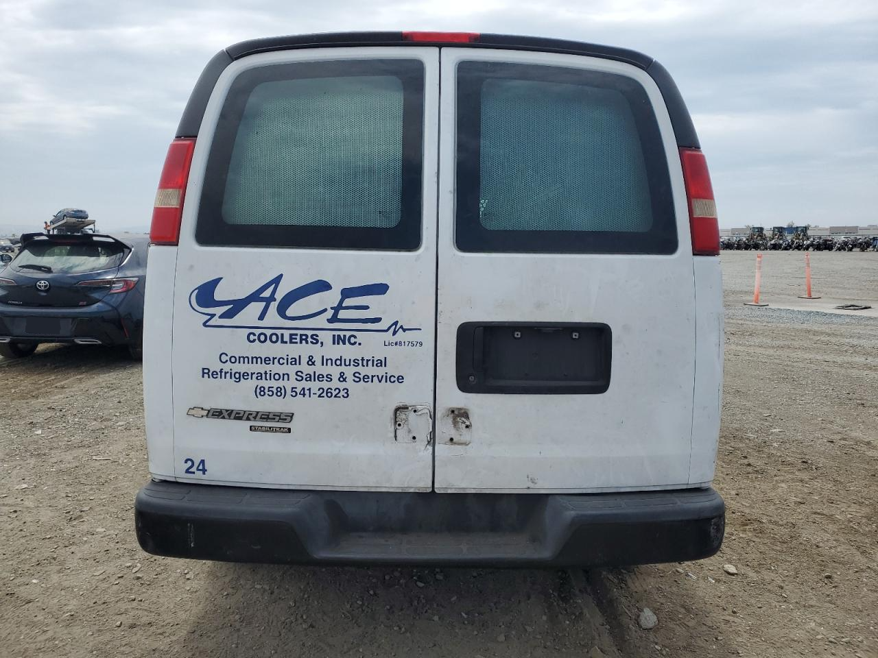 1GCWGFCF6F1238382 2015 Chevrolet Express G2500