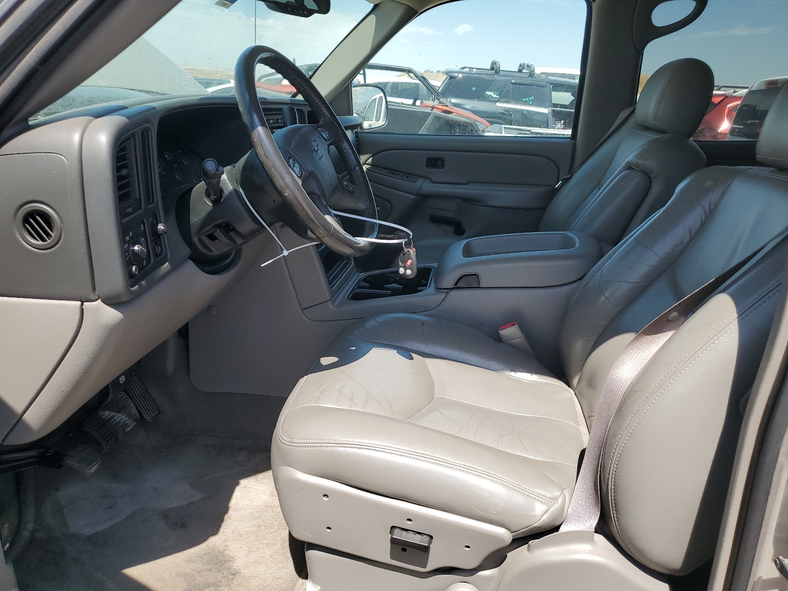 1GNEC13Z24R174562 2004 Chevrolet Tahoe C1500