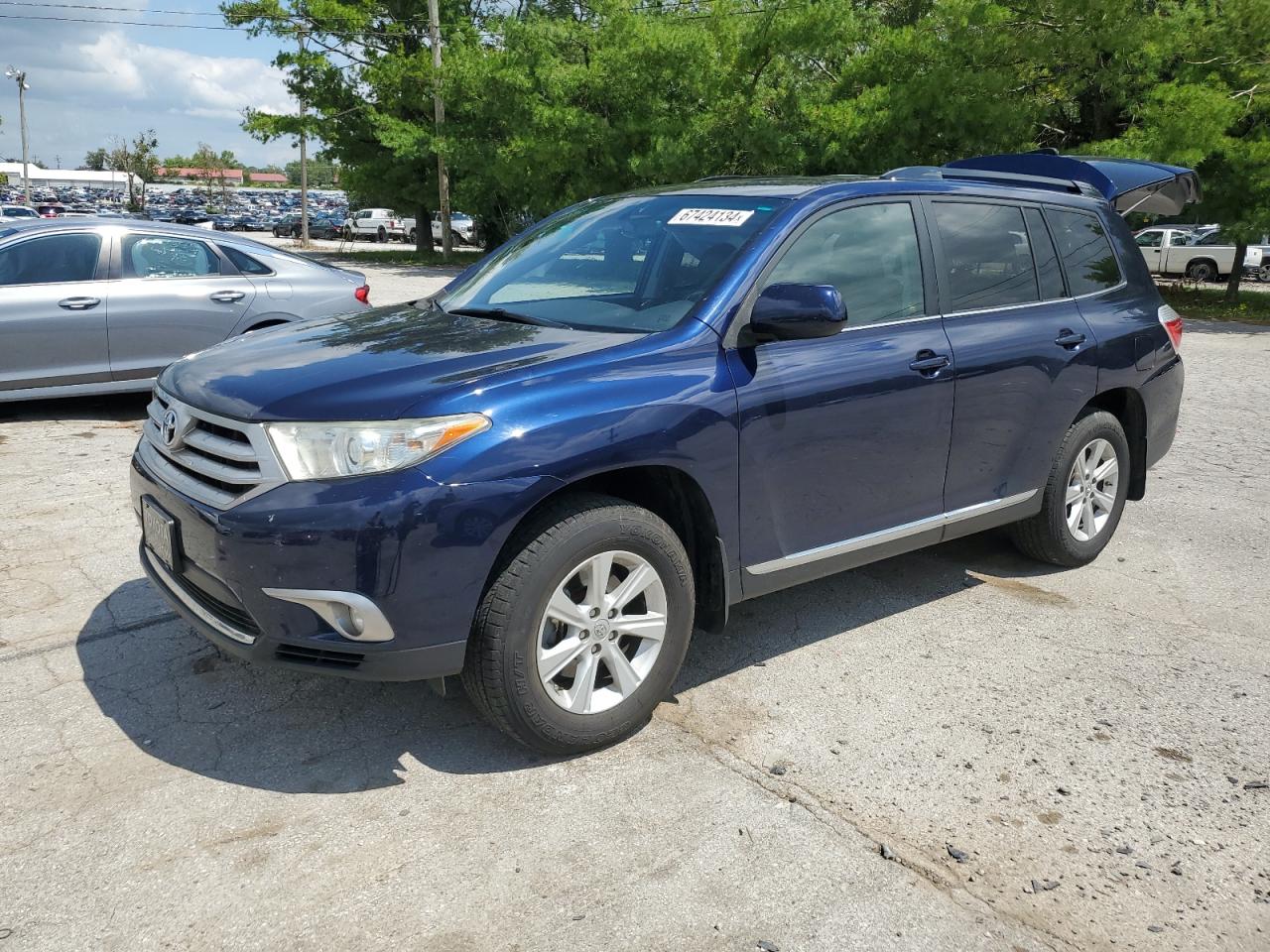 VIN 5TDBK3EH5DS215377 2013 TOYOTA HIGHLANDER no.1