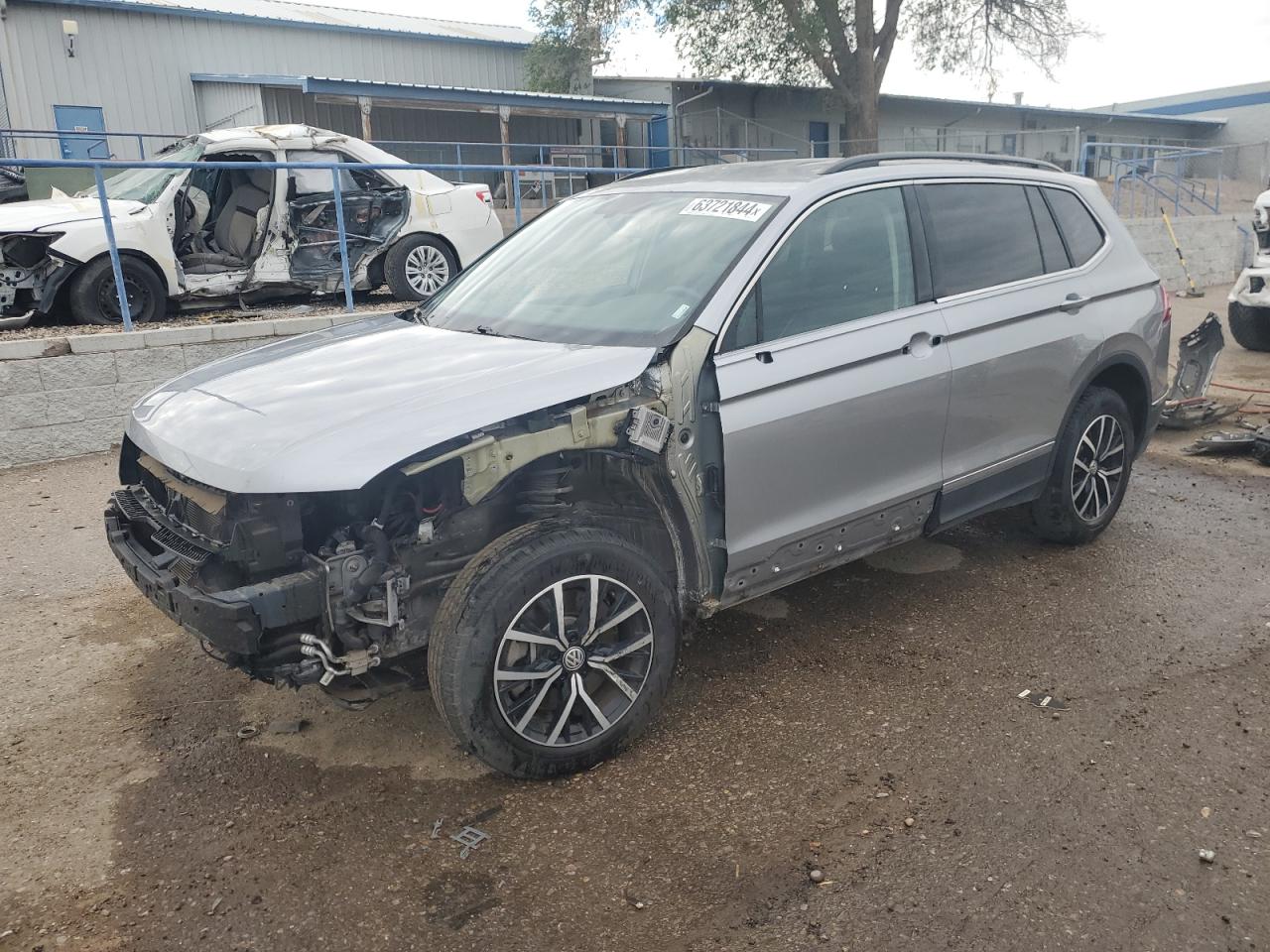 3VV2B7AX9MM072147 2021 VOLKSWAGEN TIGUAN - Image 1