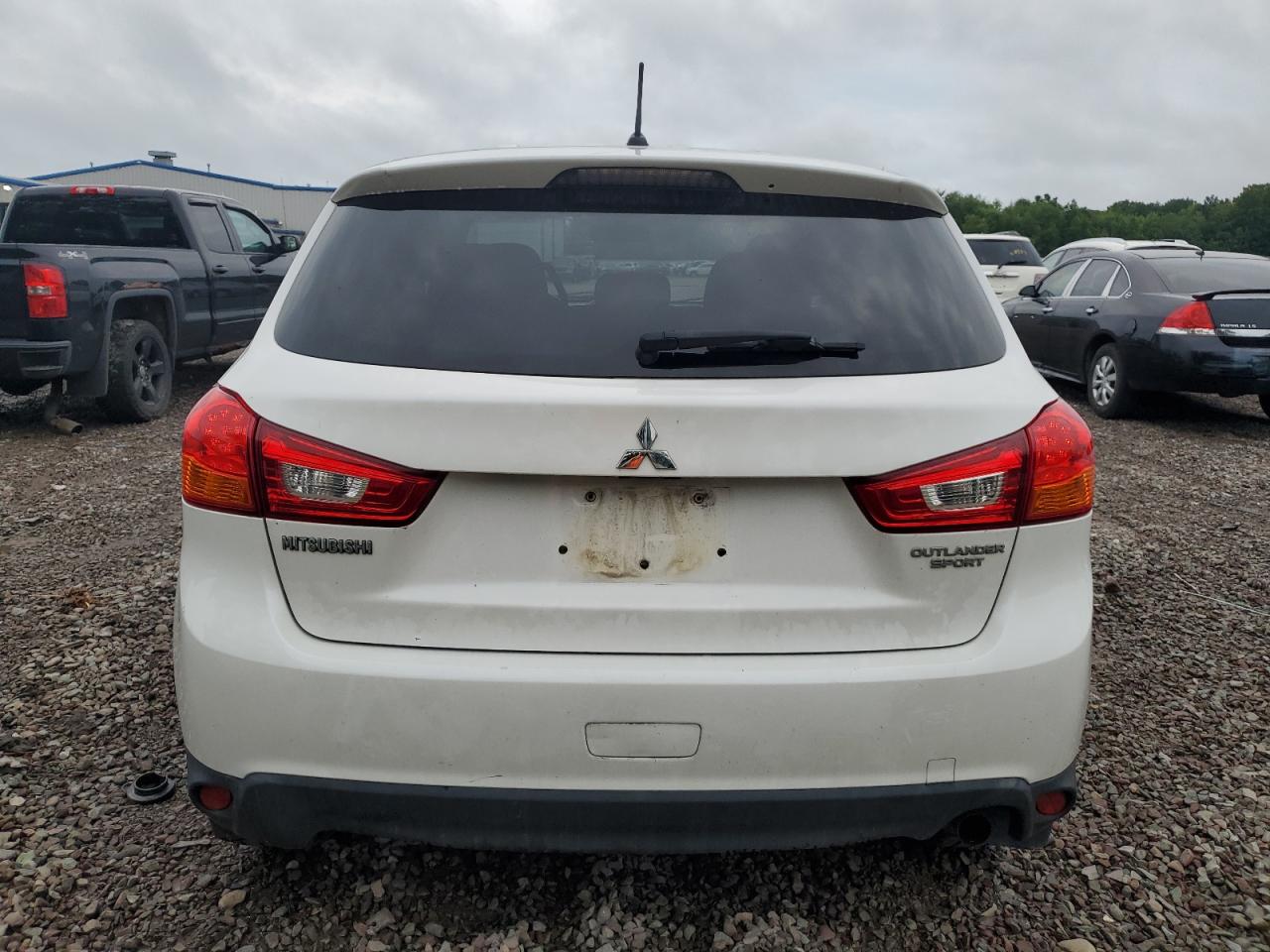 2016 Mitsubishi Outlander Sport Es VIN: JA4AR3AUXGZ055763 Lot: 64635294