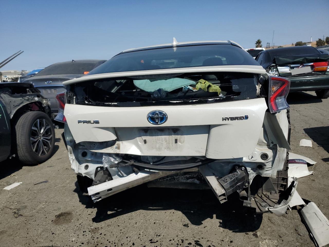 2018 Toyota Prius VIN: JTDKBRFU0J3072057 Lot: 67920064