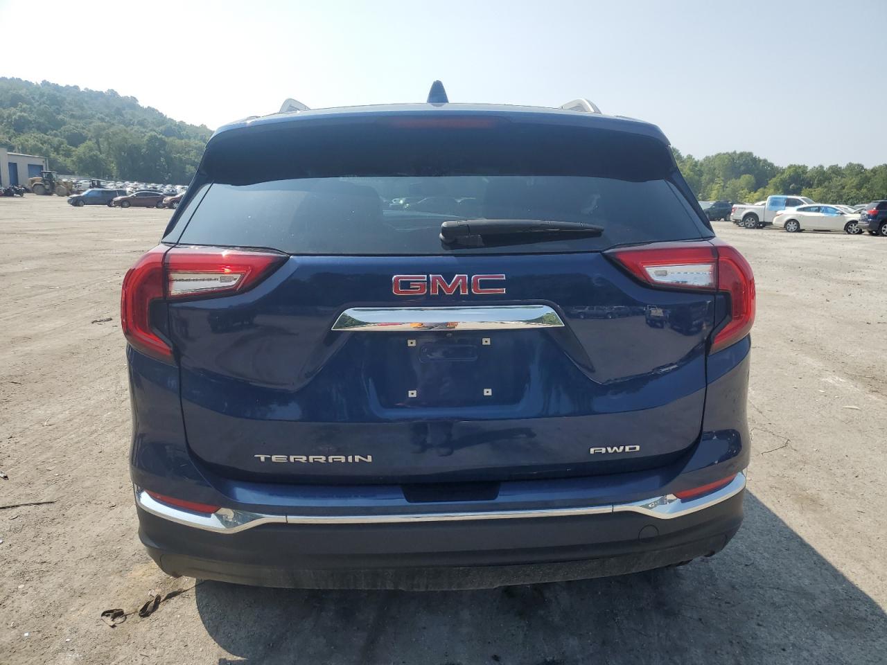 3GKALVEV8NL184566 2022 GMC Terrain Slt