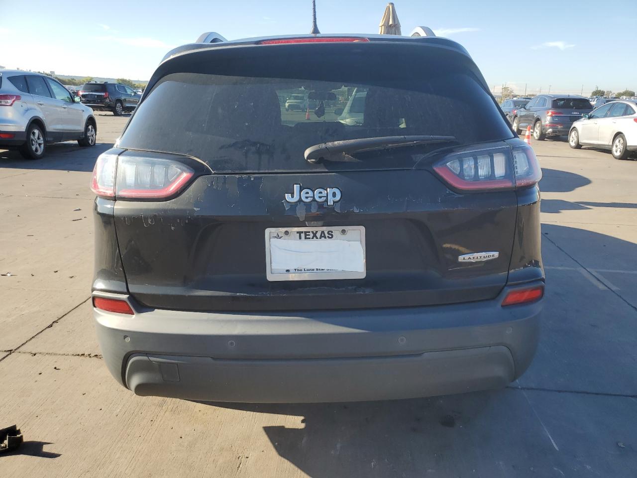 2019 Jeep Cherokee Latitude Plus VIN: 1C4PJLLB9KD123124 Lot: 68991124