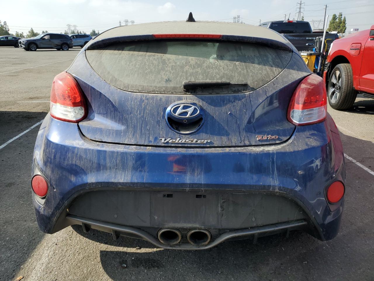 KMHTC6AE8HU314299 2017 Hyundai Veloster Turbo