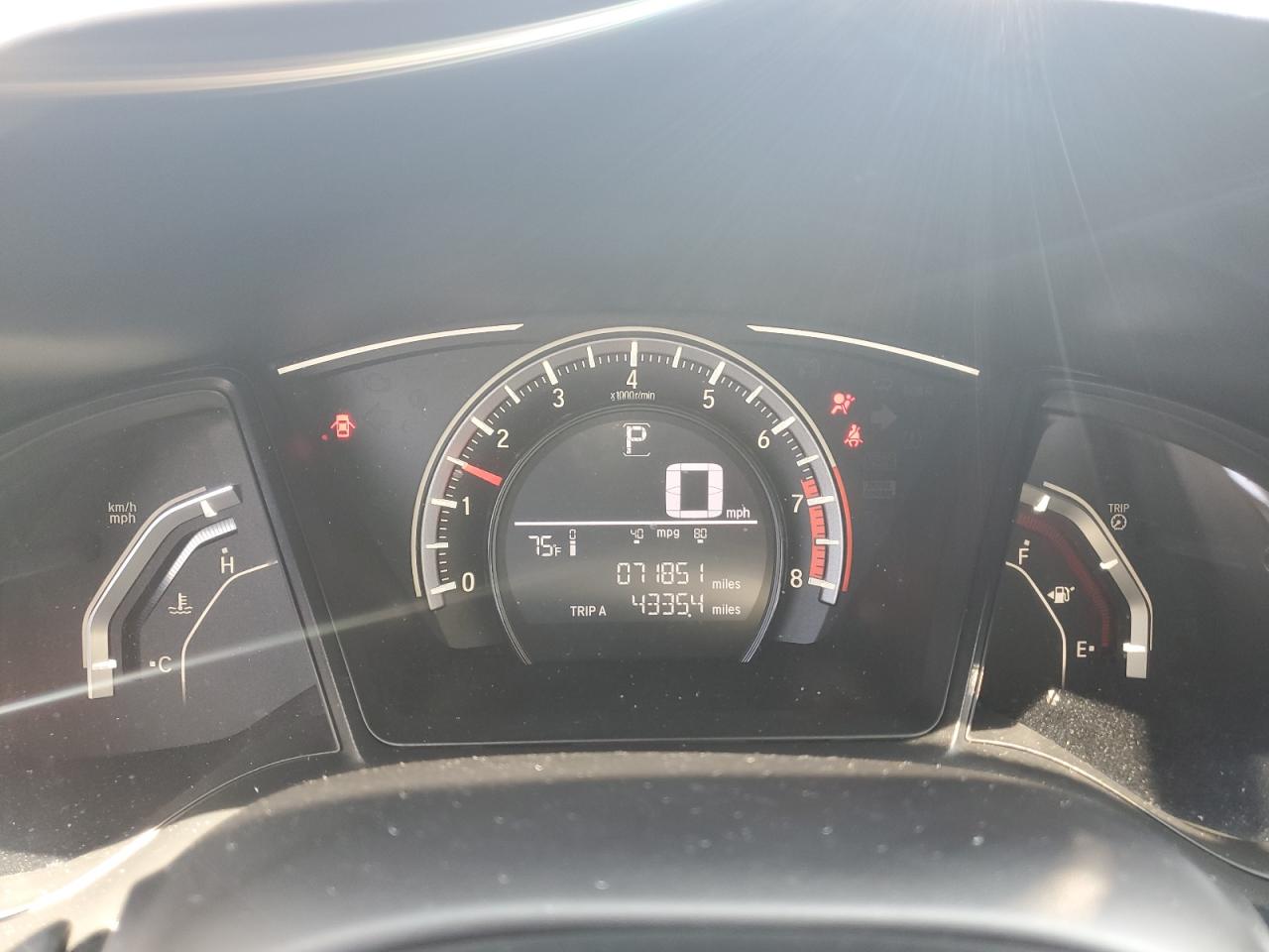 19XFC2F5XHE041822 2017 Honda Civic Lx