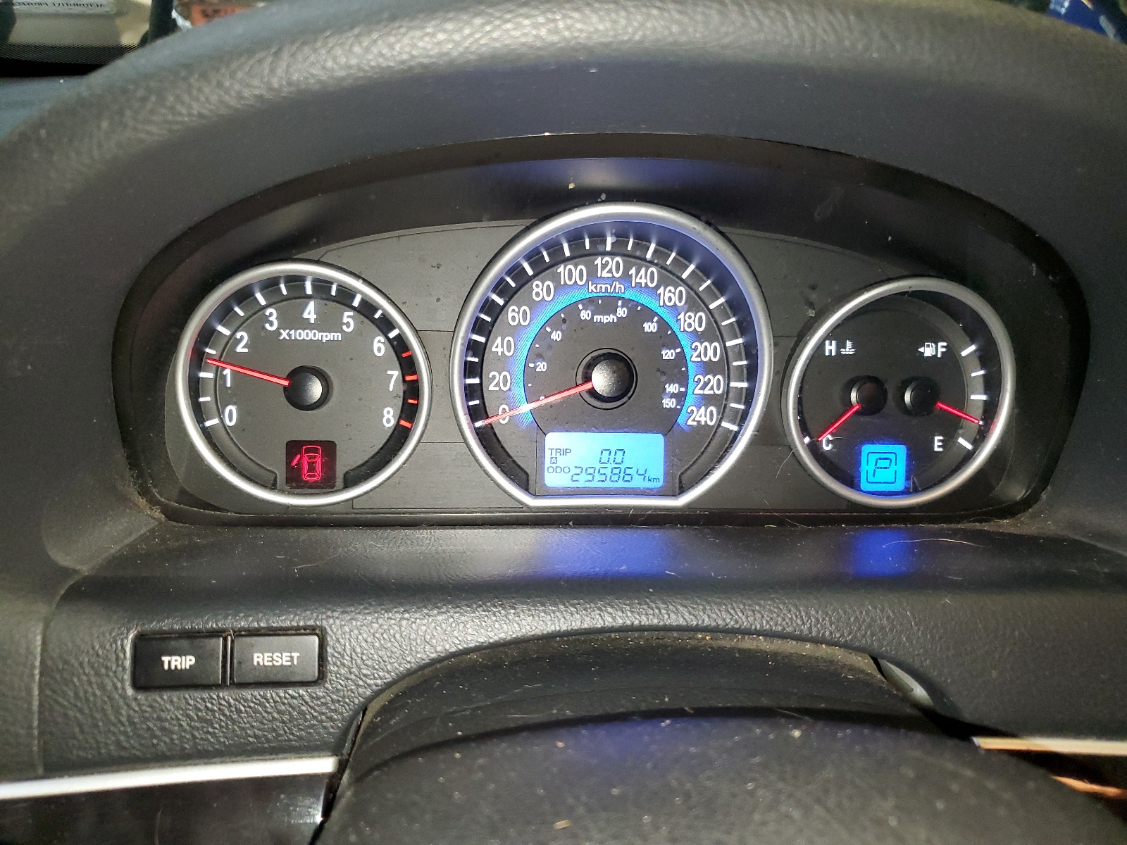 KM8NUDCC5CU182214 2012 Hyundai Veracruz Gls