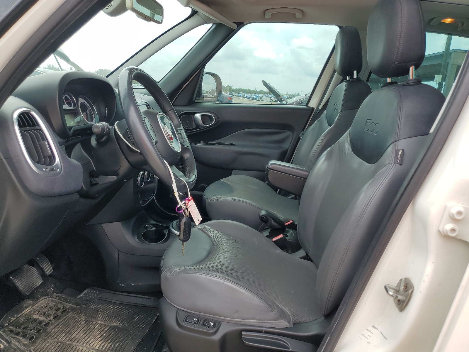 ZFBCFACH4EZ021913 2014 Fiat 500L Lounge