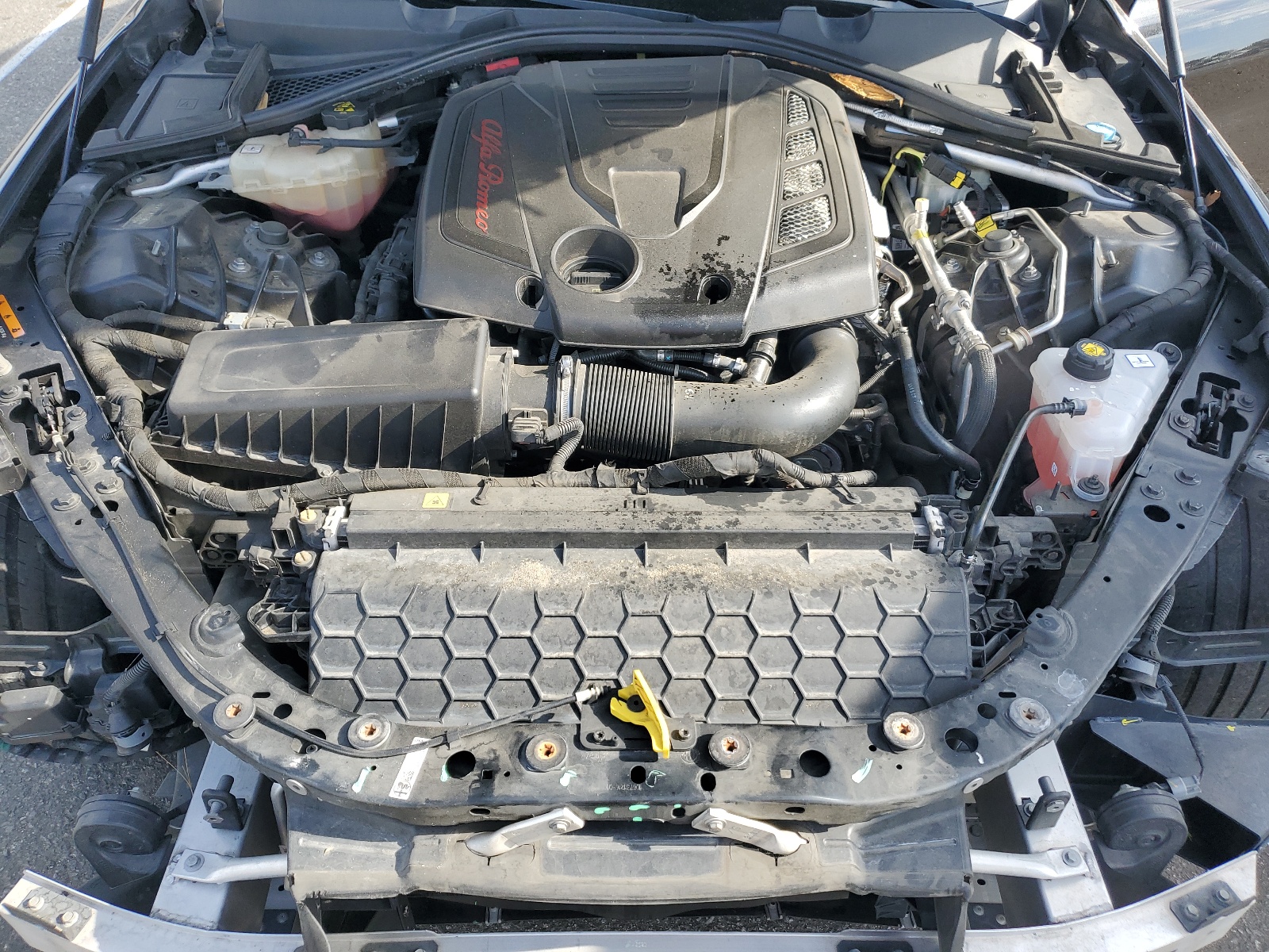 ZARFAECN7H7533693 2017 Alfa Romeo Giulia Ti